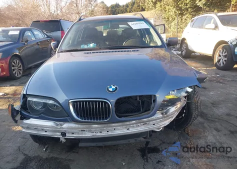 2002 BMW 325Xit из США, поврежденный, VIN WBAEP33442PF00982